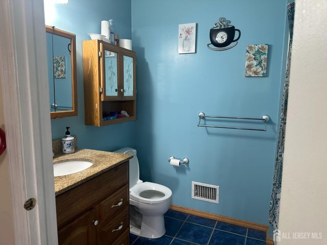 138 Darwin Lane, North Brunswick, NJ 08902