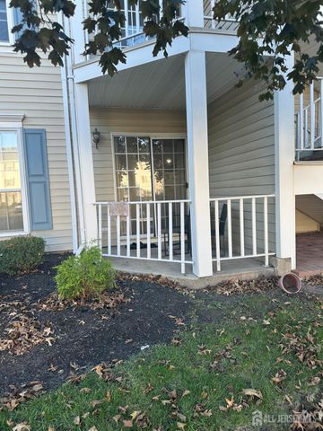 138 Darwin Lane, North Brunswick, NJ 08902