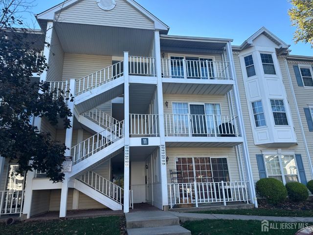 138 Darwin Lane, North Brunswick, NJ 08902