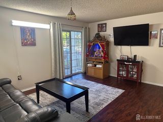 138 Darwin Lane, North Brunswick, NJ 08902