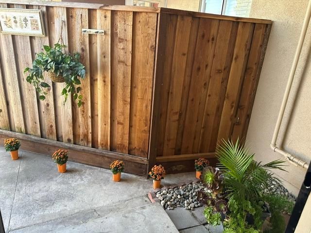 1525 Day Avenue D, San Mateo, CA 94403