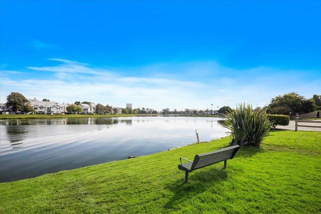 1525 Day Avenue D, San Mateo, CA 94403