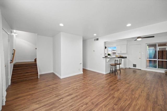 1525 Day Avenue D, San Mateo, CA 94403