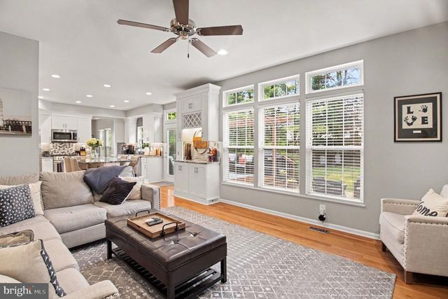 10015 CARTERS GROVE RD, Fredericksburg, VA 22408