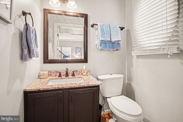 10015 CARTERS GROVE RD, Fredericksburg, VA 22408
