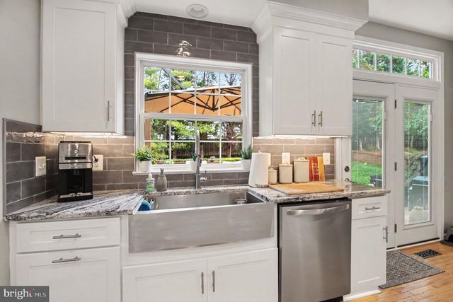 10015 CARTERS GROVE RD, Fredericksburg, VA 22408