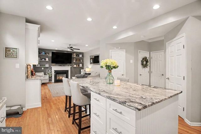 10015 CARTERS GROVE RD, Fredericksburg, VA 22408