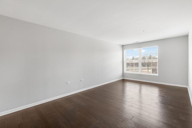 1800 Dewes Street 310, Glenview, IL 60025