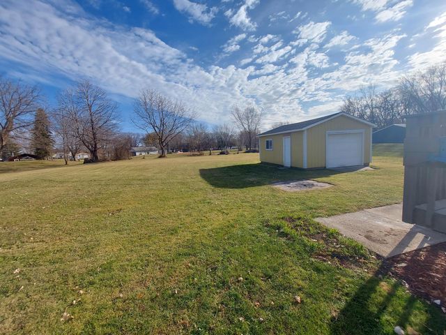 38184 Twin Oaks Drive, Holding Twp, MN 56310