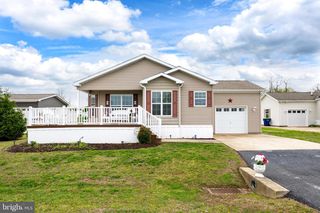 4 BUCKINGHAM DR, Lewes, DE 19958