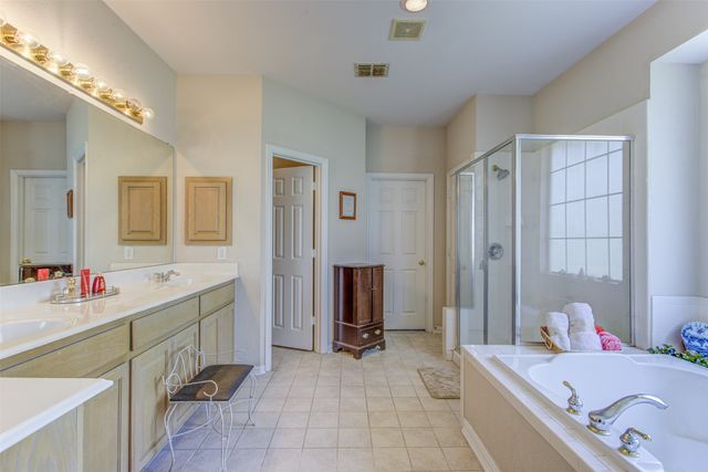 6017 White Settlement Road, Weatherford, TX 76087
