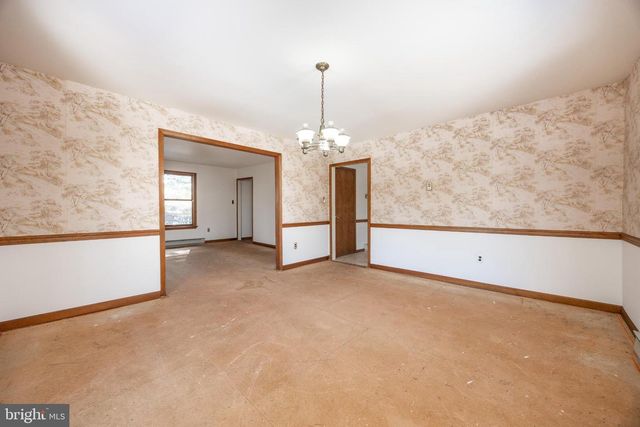 906 HEATHER LN, Phoenixville, PA 19460