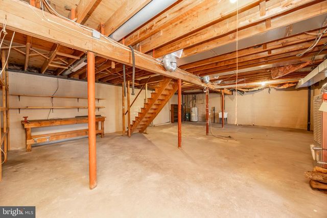 906 HEATHER LN, Phoenixville, PA 19460