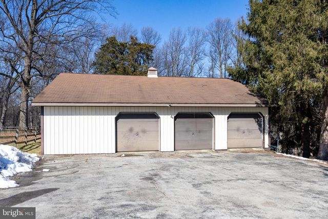 906 HEATHER LN, Phoenixville, PA 19460