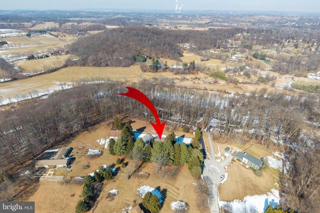 906 HEATHER LN, Phoenixville, PA 19460