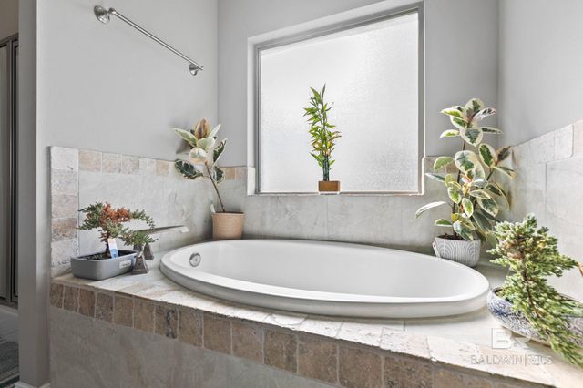 12344 Lone Eagle Drive, Daphne, AL 36527