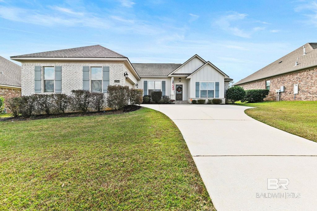 12344 Lone Eagle Drive, Daphne, AL 36527