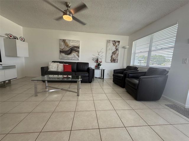144 Farnham F 144, Deerfield Beach, FL 33442