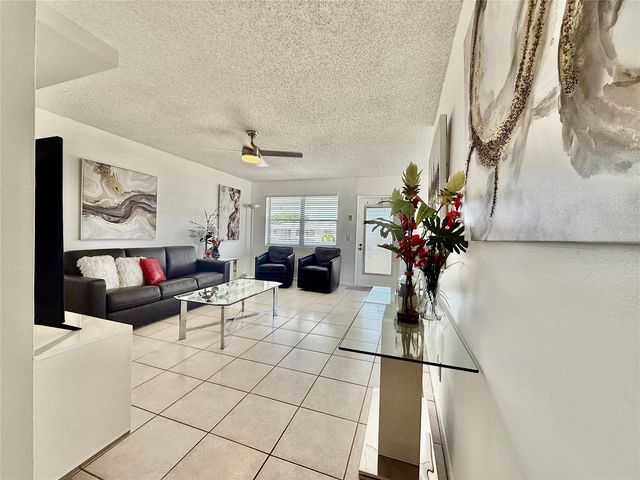 144 Farnham F 144, Deerfield Beach, FL 33442