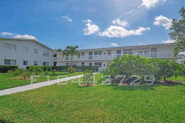 144 Farnham F 144, Deerfield Beach, FL 33442