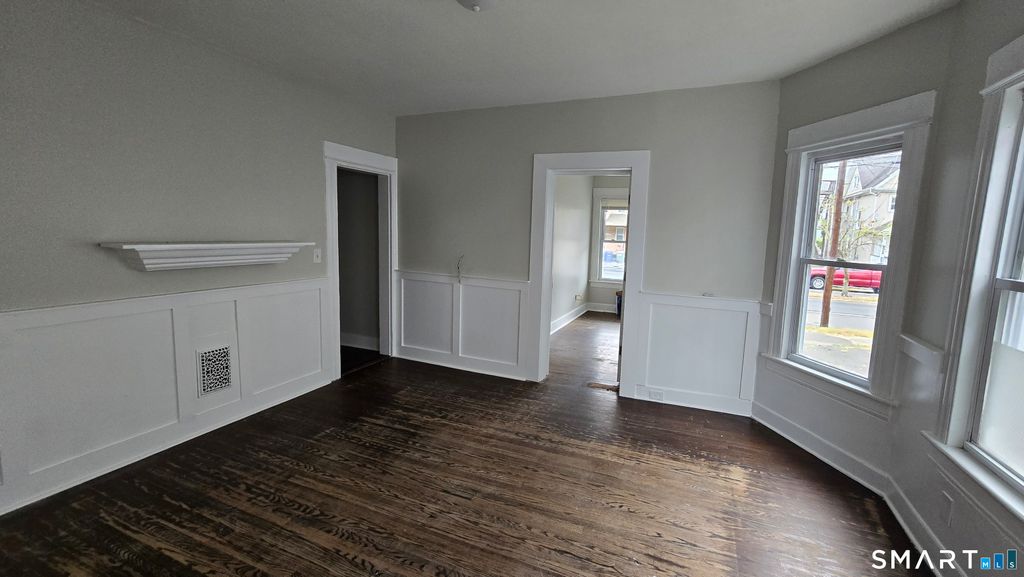 1165 Noble Avenue, Bridgeport, CT 06608