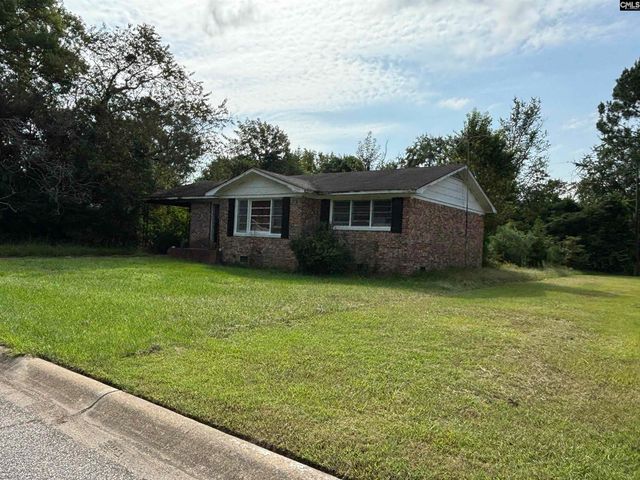 914 Wateree Boulevard, Camden, SC 29020