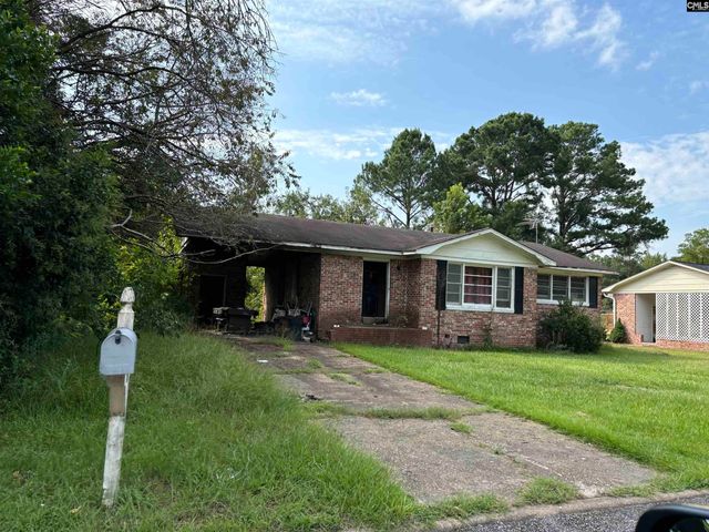 914 Wateree Boulevard, Camden, SC 29020