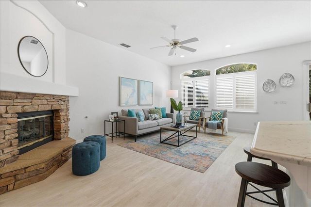 611 Rogers Cir, Folsom, CA 95630