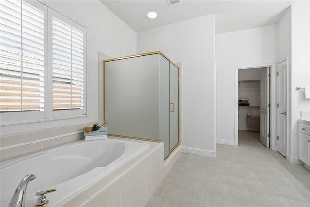 611 Rogers Cir, Folsom, CA 95630