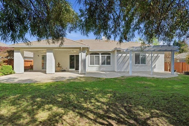 611 Rogers Cir, Folsom, CA 95630