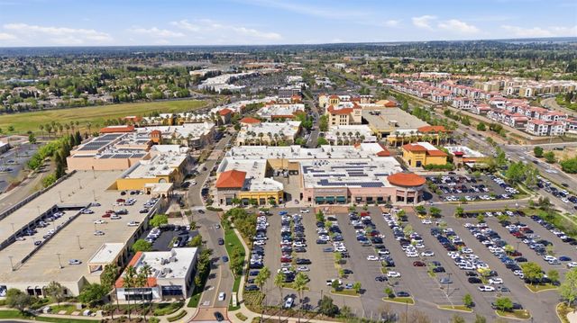 611 Rogers Cir, Folsom, CA 95630