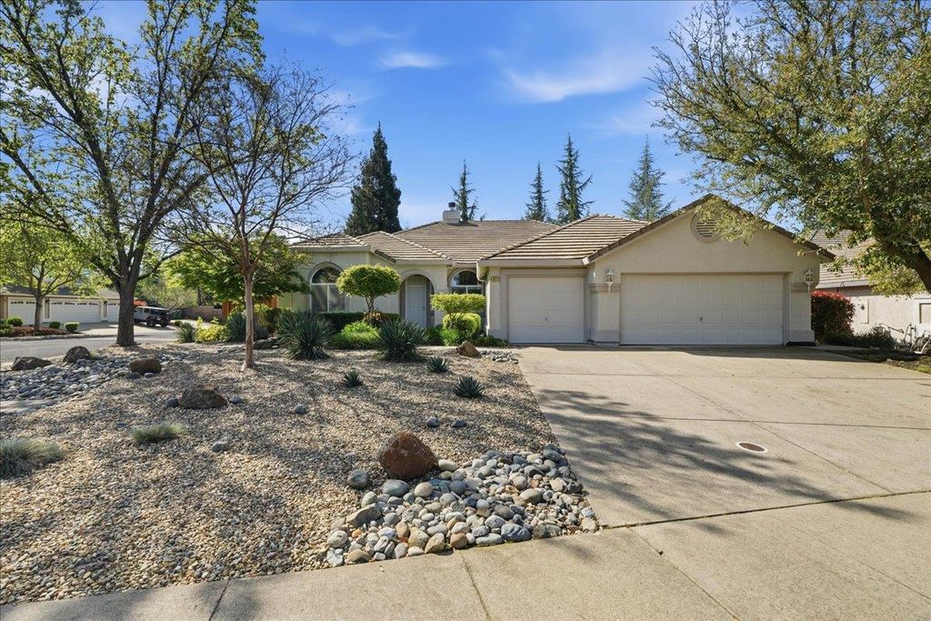 611 Rogers Cir, Folsom, CA 95630