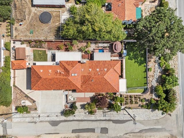 1008 Alamosa Drive, Claremont, CA 91711