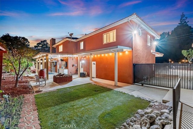 1008 Alamosa Drive, Claremont, CA 91711