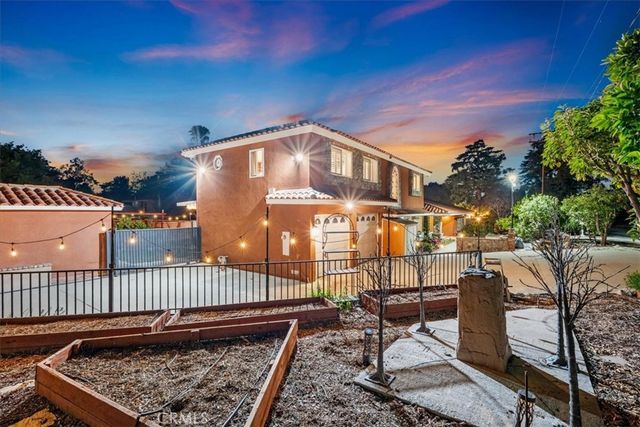 1008 Alamosa Drive, Claremont, CA 91711
