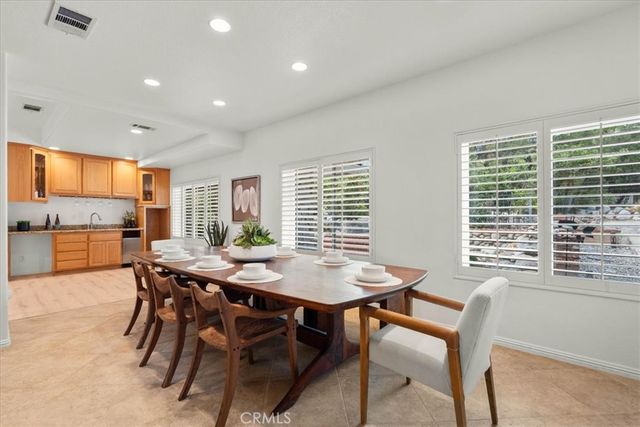 1008 Alamosa Drive, Claremont, CA 91711