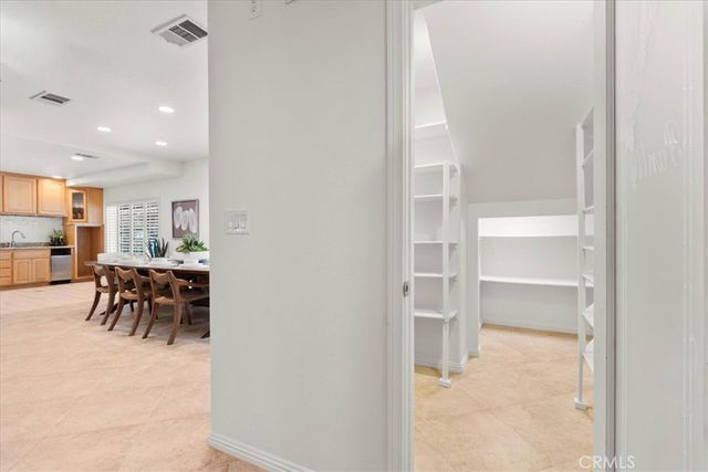 1008 Alamosa Drive, Claremont, CA 91711