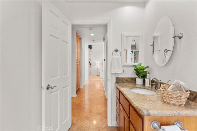 1008 Alamosa Drive, Claremont, CA 91711
