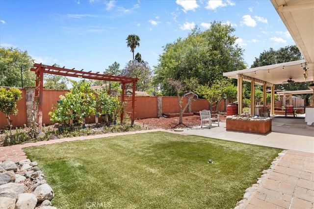 1008 Alamosa Drive, Claremont, CA 91711