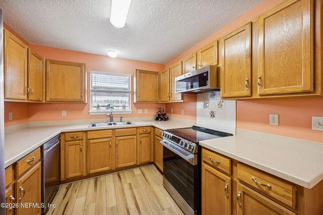 96177 STONEY GLEN Court, Yulee, FL 32097