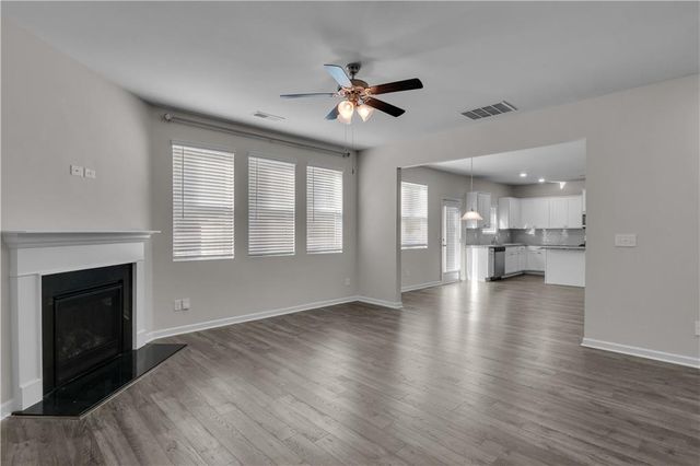 3152 Hawthorn Farm Boulevard, Loganville, GA 30052