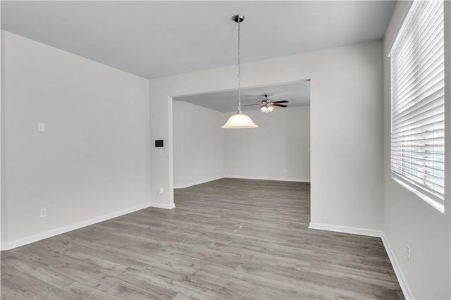 3152 Hawthorn Farm Boulevard, Loganville, GA 30052