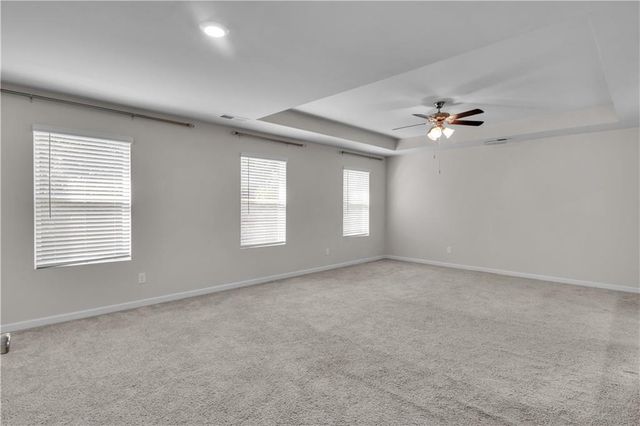 3152 Hawthorn Farm Boulevard, Loganville, GA 30052