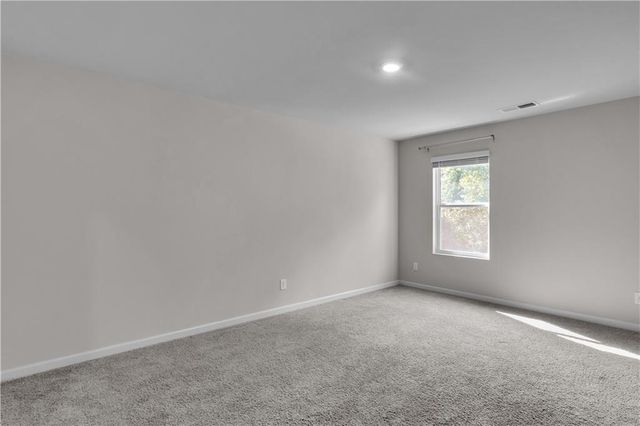 3152 Hawthorn Farm Boulevard, Loganville, GA 30052