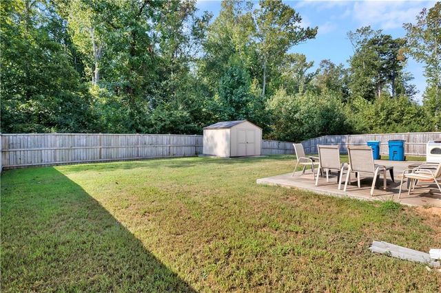 3152 Hawthorn Farm Boulevard, Loganville, GA 30052