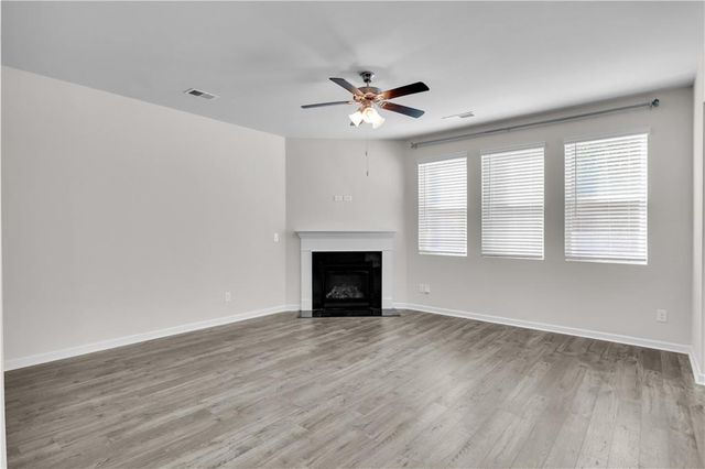 3152 Hawthorn Farm Boulevard, Loganville, GA 30052