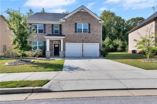 3152 Hawthorn Farm Boulevard, Loganville, GA 30052
