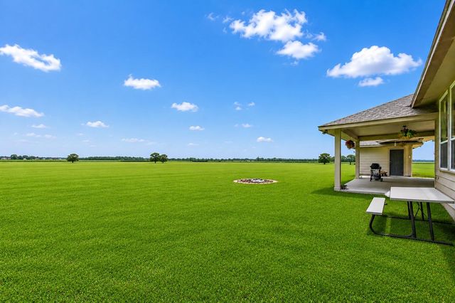 17136 Mustang Lane, New Caney, TX 77357