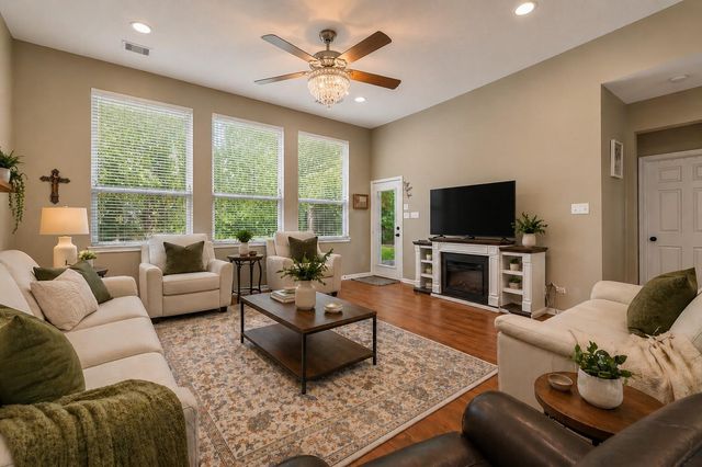 17136 Mustang Lane, New Caney, TX 77357