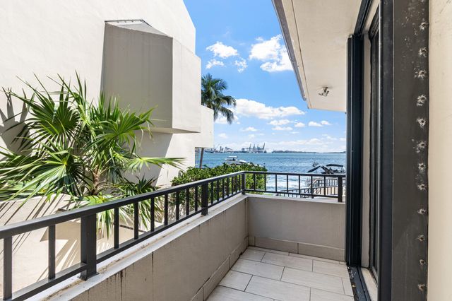 520 Brickell Key Drive A200, Miami, FL 33131